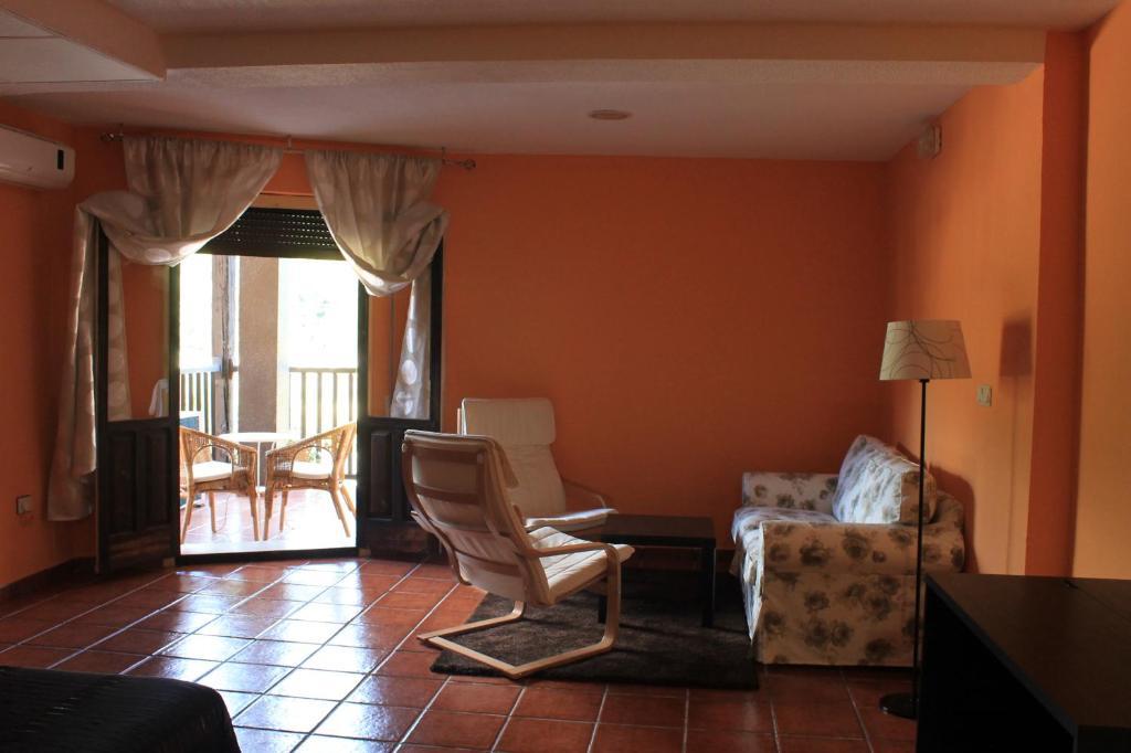Hotel Valle Del Jerte Los Arenales Стая снимка